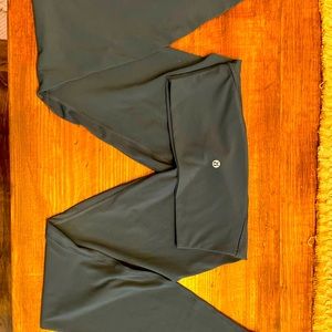 Lululemon Size 6 New leggings